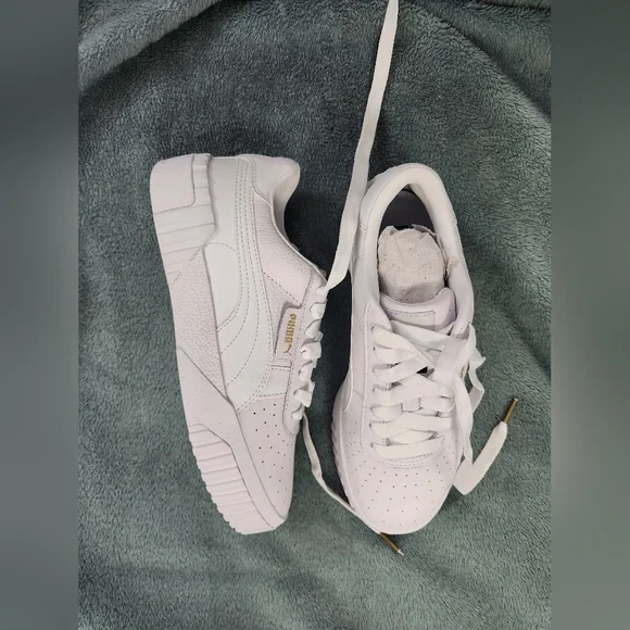 PUMAS CALI TENNIS SHOES - Picture 2 of 7